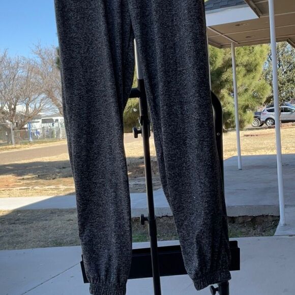 Take 50% OFF- Ready To Go Boyfriend's Joggers, Size-M - Picture 4 of 9